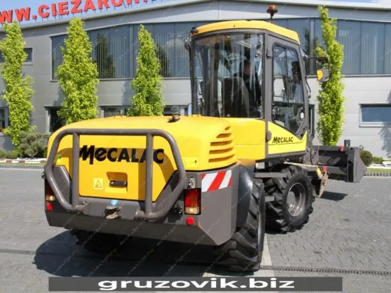 Экскаватор MECALAC 12MXT 2012 года б/у фото 16