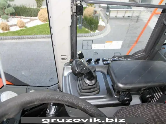 Фронтальный погрузчик Doosan DL300 2015 года б/у фото 21