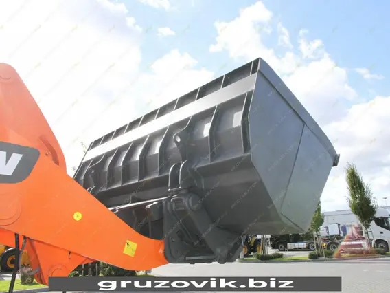 Фронтальный погрузчик Doosan DL300 2015 года б/у фото 6