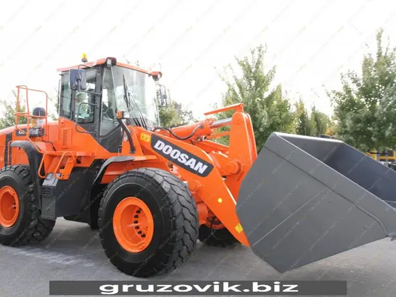 Фронтальный погрузчик Doosan DL300 2015 года б/у фото 8