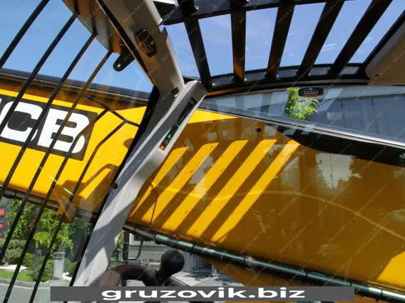 Телескопический погрузчик JCB LOADALL 535-125 2018 года б/у фото 12