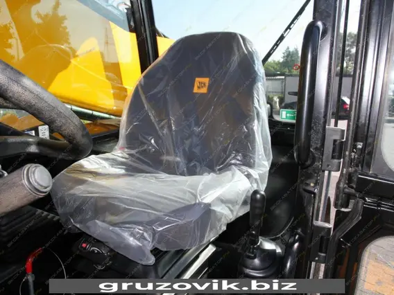 Телескопический погрузчик JCB LOADALL 535-125 2018 года б/у фото 19