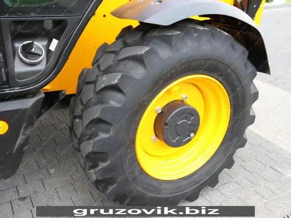 Телескопический погрузчик JCB LOADALL 535-125 2017 года б/у фото 15