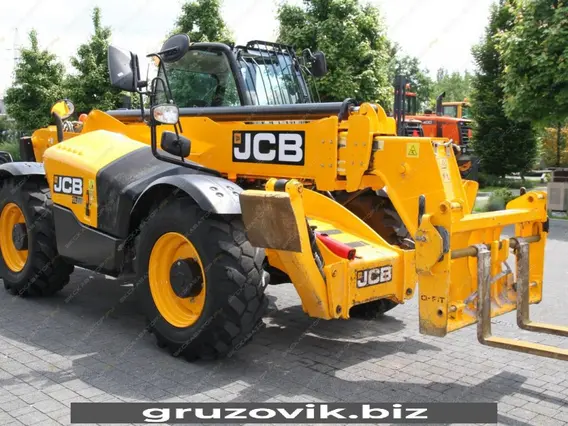 Телескопический погрузчик JCB LOADALL 535-125 2017 года б/у фото 23