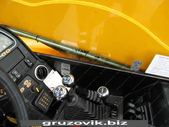 Телескопический погрузчик JCB LOADALL 535-125 2017 года б/у фото 10
