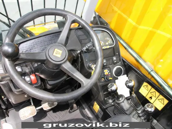 Телескопический погрузчик JCB LOADALL 535-140 2015 года новый фото 16