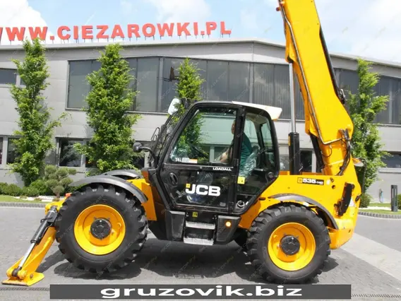 Телескопический погрузчик JCB LOADALL 535-140 2015 года новый фото 23