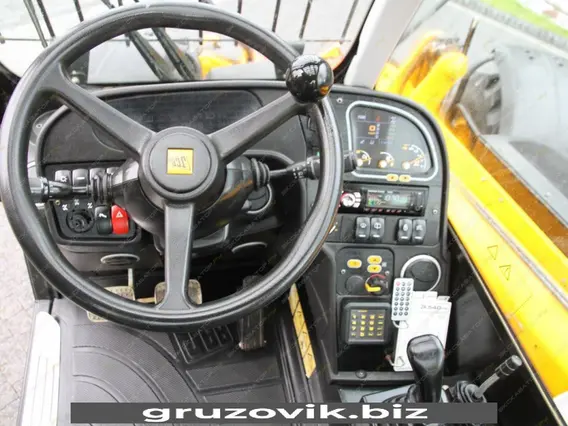 Телескопический погрузчик JCB LOADALL 540-170 2016 года б/у фото 12