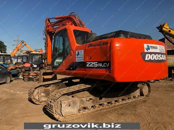 Экскаватор Doosan DX225NCL 2012 года б/у фото 3