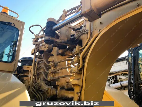 Карьерный самосвал Caterpillar 621G 2001 года б/у фото 9
