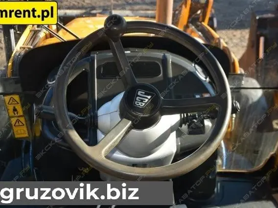 Экскаватор-погрузчик JCB 3CX 2010 года б/у фото 5