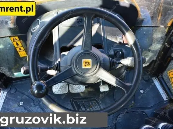 Экскаватор JCB 3CX 2013 года б/у