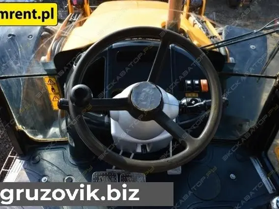 Экскаватор-погрузчик JCB 4CX 2009 года б/у фото 6