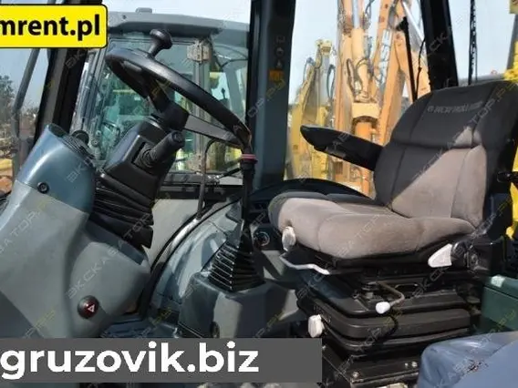 Экскаватор-погрузчик New Holland B115B 2012 года б/у фото 4