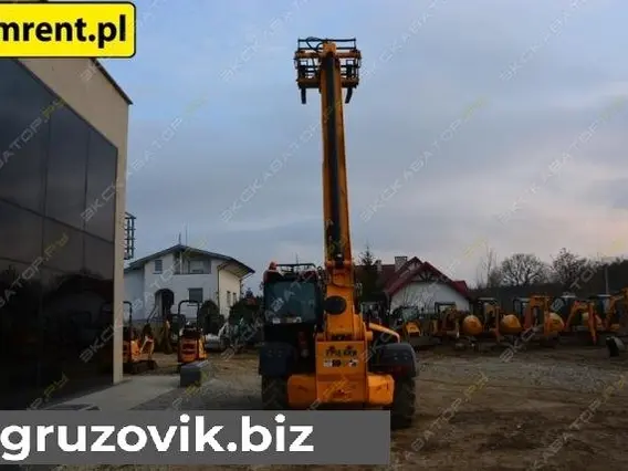 Телескопический погрузчик JCB LOADALL 535-140 2015 года б/у фото 8