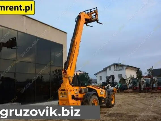 Телескопический погрузчик JCB LOADALL 535-140 2015 года б/у фото 9