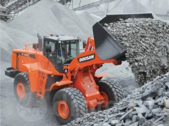Фронтальный погрузчик Doosan DL 550А 2019 года б/у фото 3
