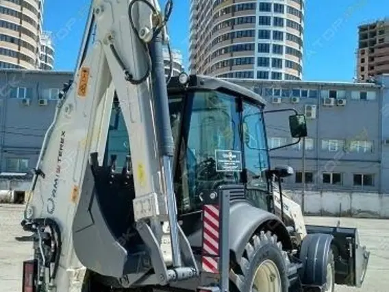Экскаватор-погрузчик RM-Terex TLB 825-RM 2019 года б/у фото 3