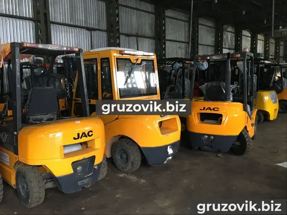 Вилочный погрузчик JAC CPCD35 2018 года б/у фото 2