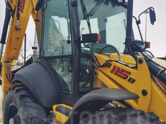 Экскаватор-погрузчик New Holland B115B 2019 года б/у фото 6