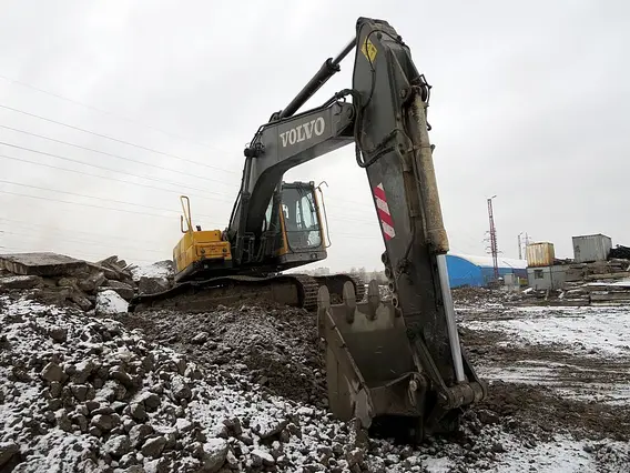 Экскаватор Volvo EC 240 2006 года б/у фото 5