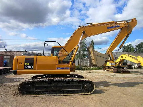 Экскаватор Komatsu PC 200-7 2010 года б/у фото 4