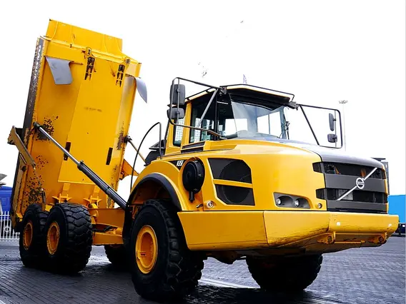 Карьерный самосвал Volvo A 35 2013 года б/у фото 4