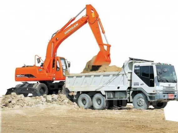 Экскаватор DOOSAN SOLAR 180W-V 2014 года б/у фото 3