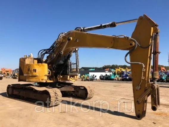Экскаватор Caterpillar 321D 2014 года б/у