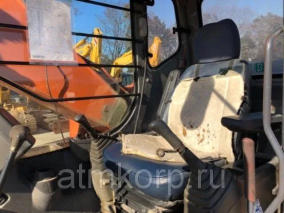 Экскаватор Hitachi ZX200LC 2002 года б/у фото 5