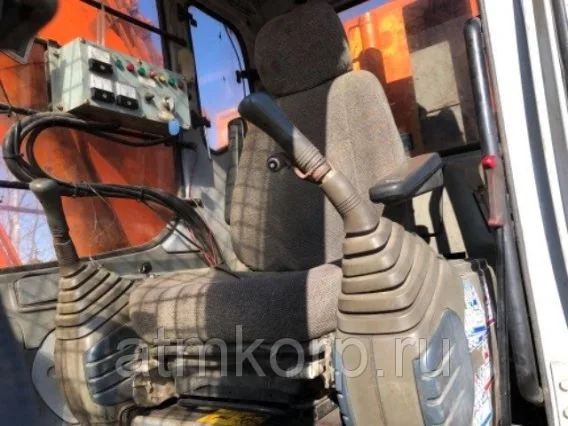 Экскаватор Hitachi EX200LC-5 1999 года б/у фото 9