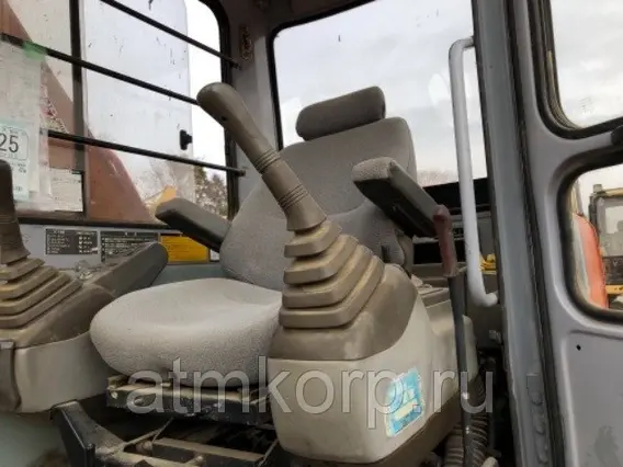 Экскаватор Hitachi EX200LC-2 1992 года б/у фото 3