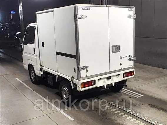 Изотермический фургон HONDA ACTY TRUCK HA8 2010 года б/у