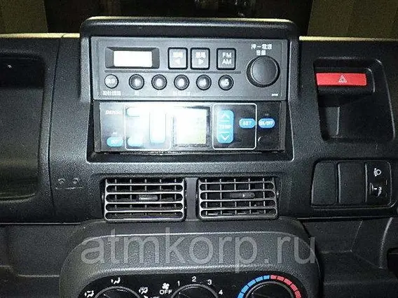 Изотермический фургон HONDA ACTY TRUCK HA8 2010 года б/у фото 3