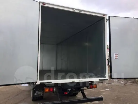 Изотермический фургон Mitsubishi FUSO 2018 года б/у фото 18