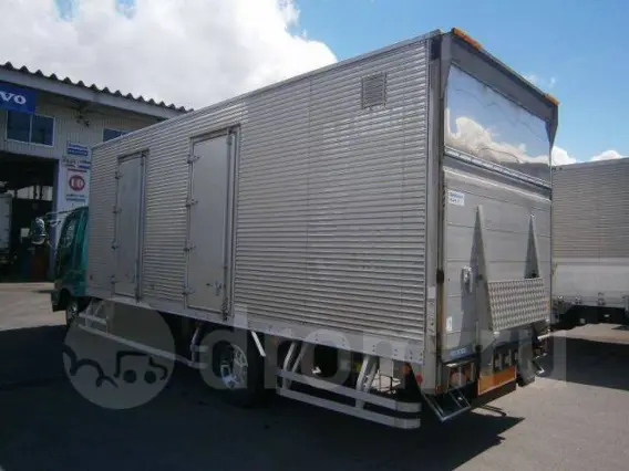 Автофургон MITSUBISHI Fuso Fighter 2003 года б/у фото 2