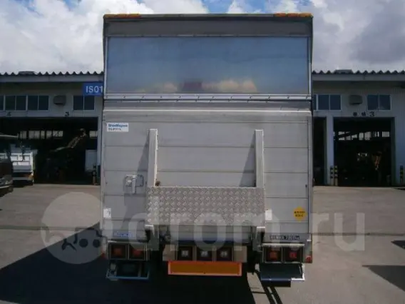 Автофургон MITSUBISHI Fuso Fighter 2003 года б/у фото 3