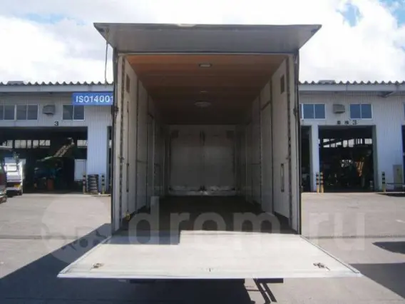 Автофургон MITSUBISHI Fuso Fighter 2003 года б/у фото 8