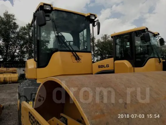 Дорожный каток SDLG RS8180 2019 года б/у