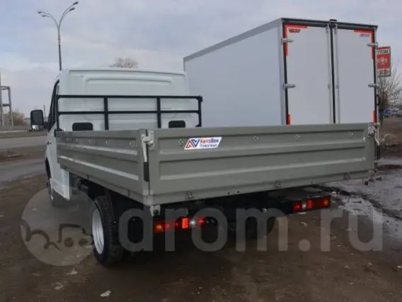 Бортовой ГАЗ Газель Next 2018 года б/у фото 3