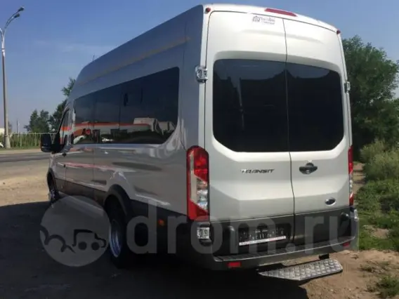 Микроавтобус Ford Transit 2018 года б/у фото 3