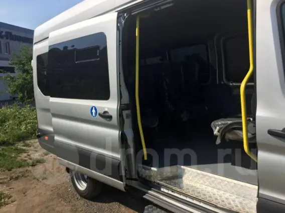 Микроавтобус Ford Transit 2018 года б/у фото 5
