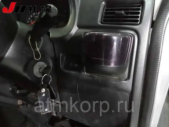 Микроавтобус HONDA Vamos Hobio HJ2 Pro 2014 года б/у фото 8