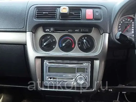 Микроавтобус HONDA Vamos HM1 2010 года б/у фото 7