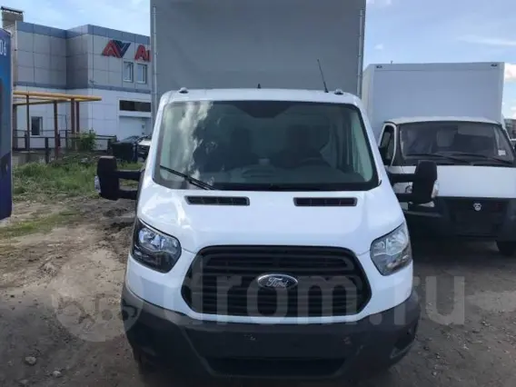 Тентованный грузовик Ford Transit 2018 года б/у фото 6