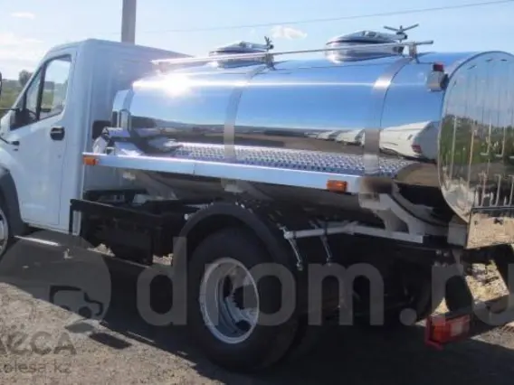 Бензовоз ГАЗ ГАЗон Next C41R13 2018 года б/у