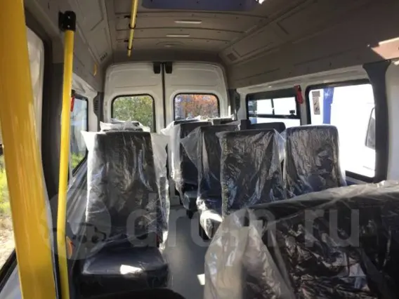 Микроавтобус Ford Transit 2018 года новый фото 5