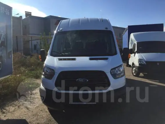 Микроавтобус Ford Transit 2018 года новый фото 3