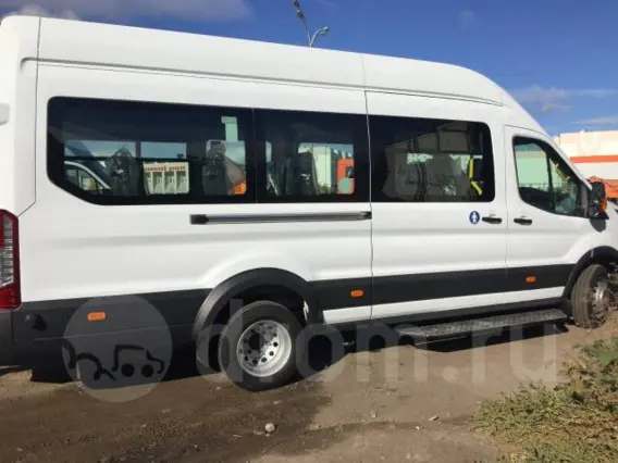 Микроавтобус Ford Transit 2018 года новый фото 10