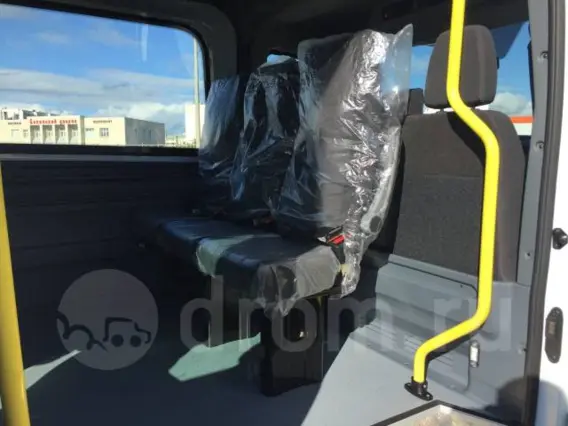 Микроавтобус Ford Transit 2018 года новый фото 8